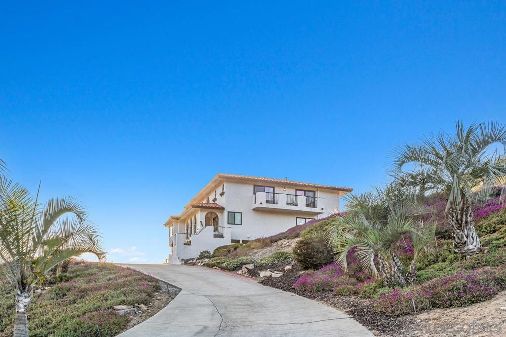 620 Calle De La Sierra