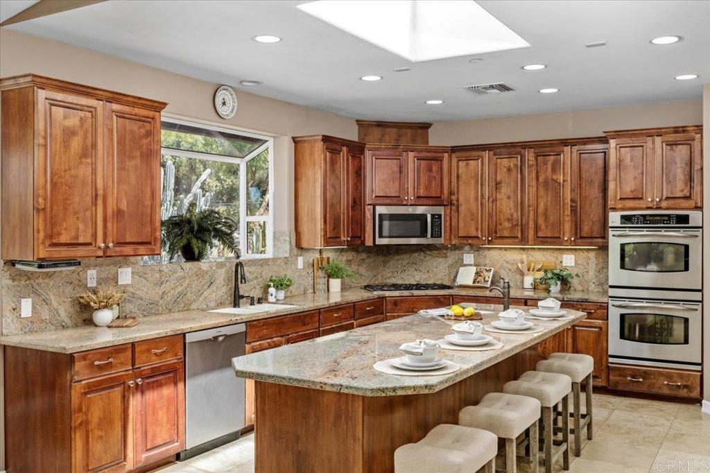 16270 Pauma Valley Dr