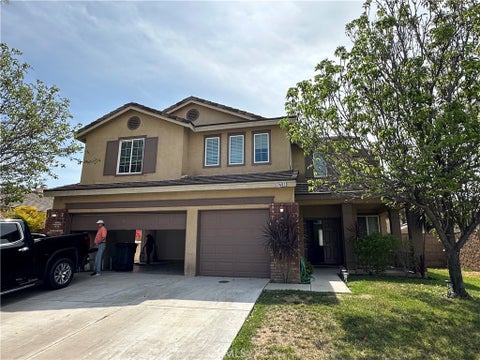 Photo of 7407 Carrollton Place, Eastvale, CA 92880 (MLS # OC26143050)