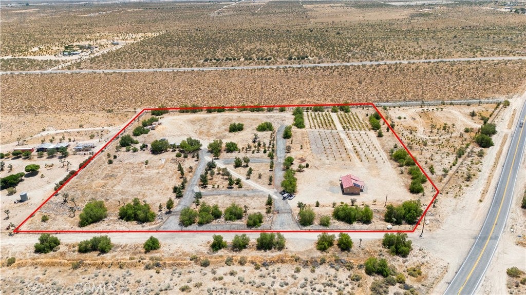 9421 Fort Tejon