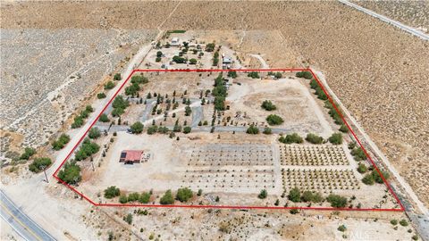 Photo of 9421 Fort Tejon, Littlerock, CA 93550 (MLS # SR26139403)