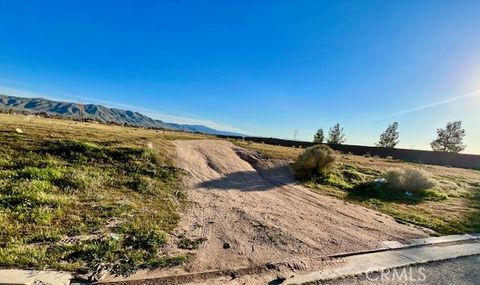 Photo of 0 Sequoia Street, Apple Valley, CA 92308 (MLS # HD26070632)