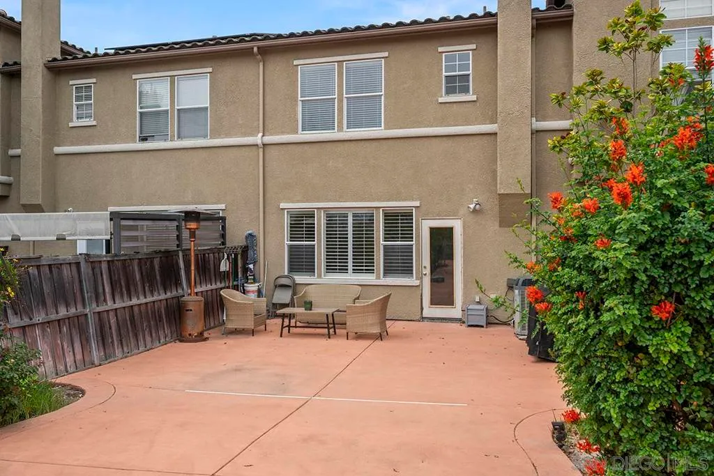 Chula Vista, California 91913, United States, 3 Bedrooms Bedrooms, ,3 BathroomsBathrooms,Residential,Active,219001