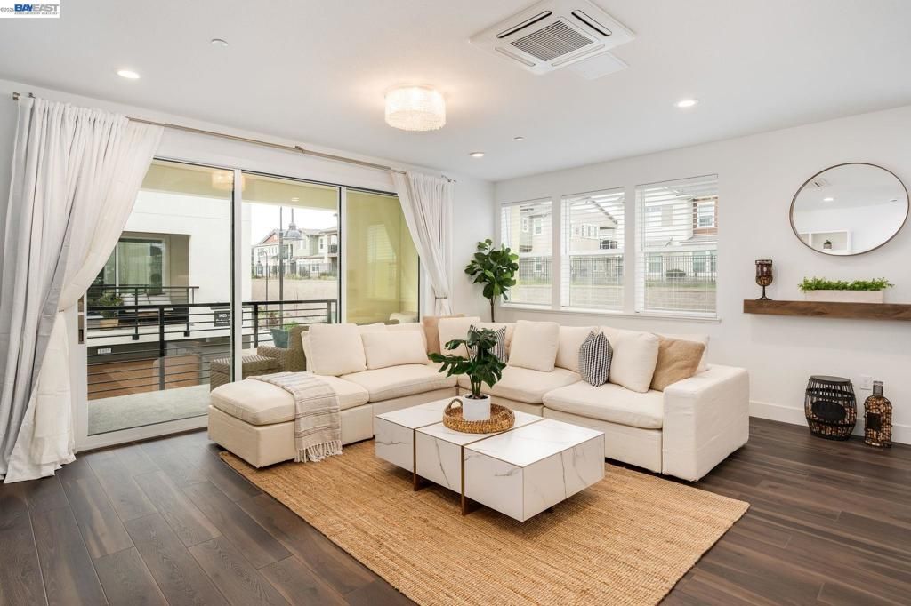 Photo of 1402 Ontoro Ter, San Ramon, CA 94583 (MLS # 41131152)