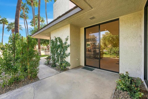 Tiny photo for 1 Bryn Mawr Street, Rancho Mirage, CA 92270 (MLS # 219155126PS)
