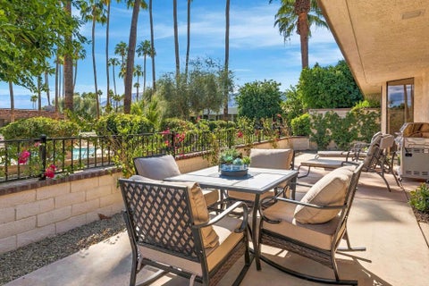 Tiny photo for 1 Bryn Mawr Street, Rancho Mirage, CA 92270 (MLS # 219155126PS)