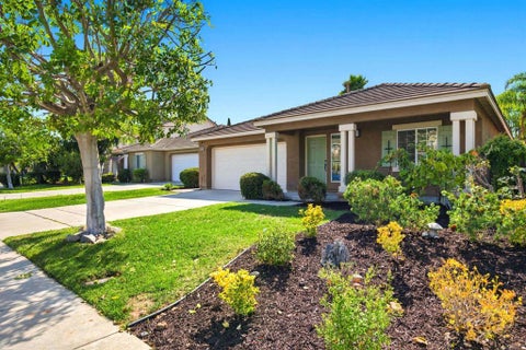 Photo of 1009 Longfellow Court, Oceanside, CA 92057 (MLS # NDP2608924)
