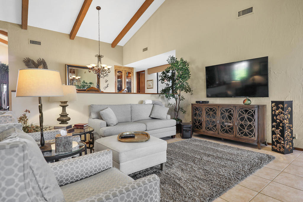 43761 Chapelton Drive