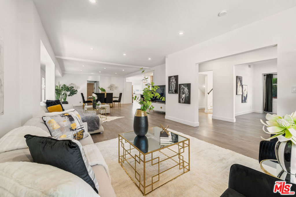 Properties 4 1665 S Kingsley Drive