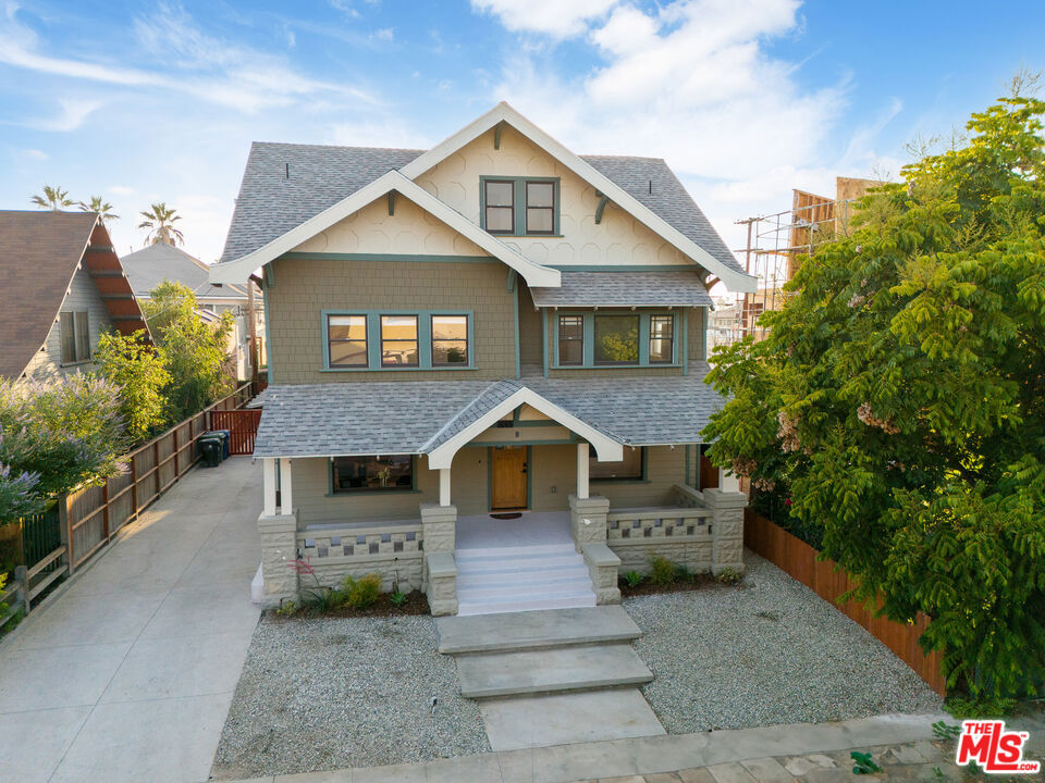 Properties 1 1665 S Kingsley Drive