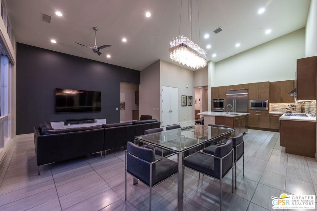 Escena - Residential
