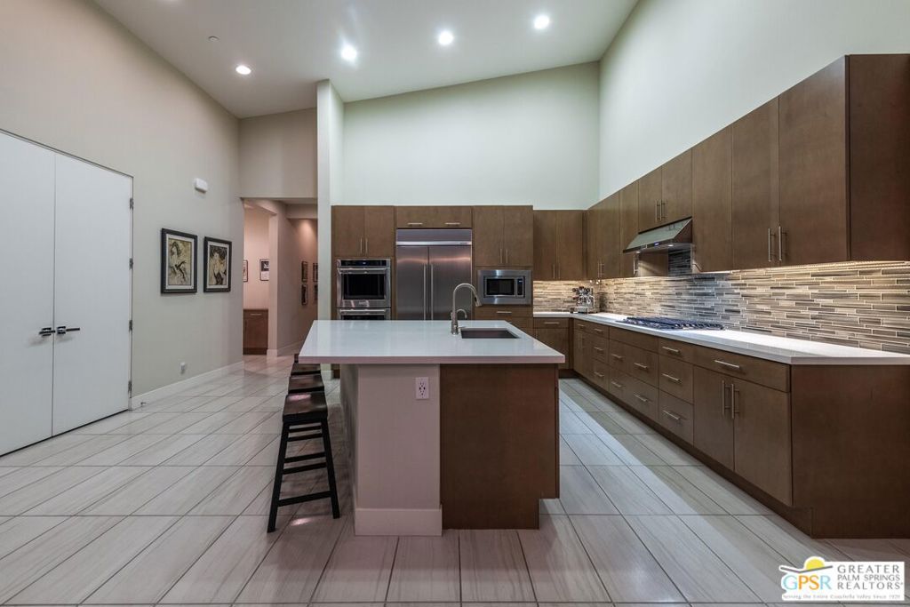 Escena - Residential
