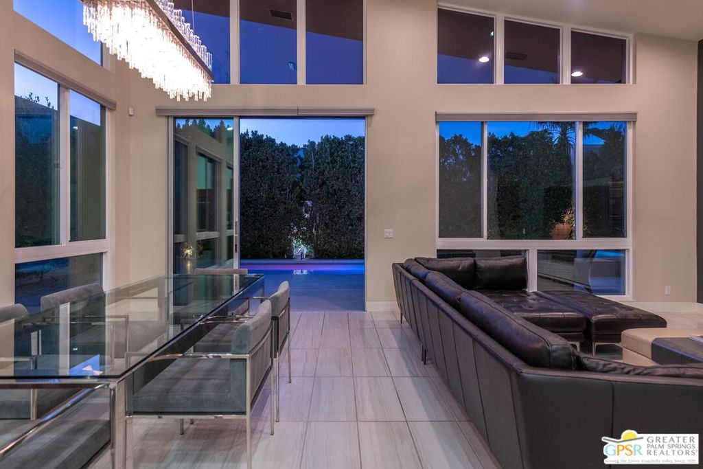 Escena - Residential