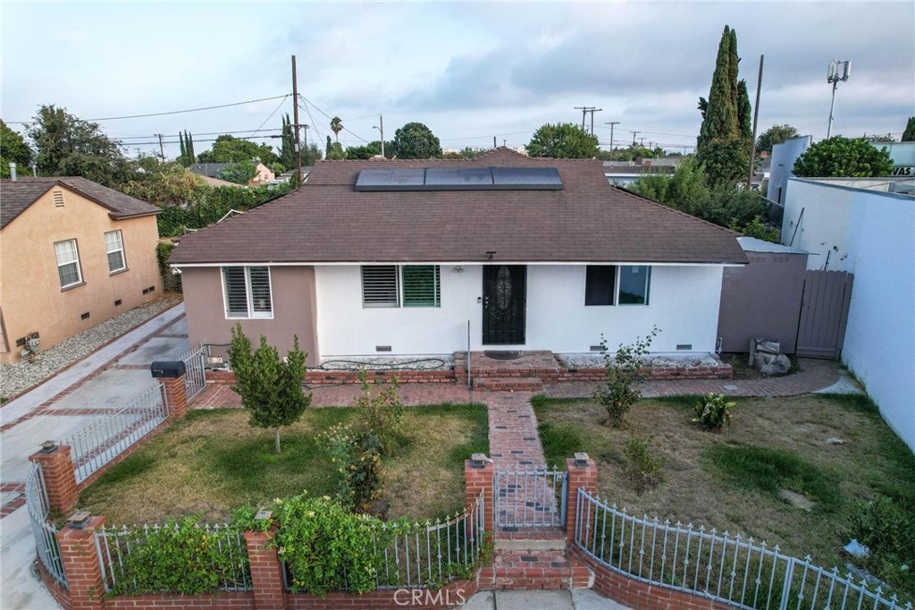 2072 Redondo Beach Boulevard