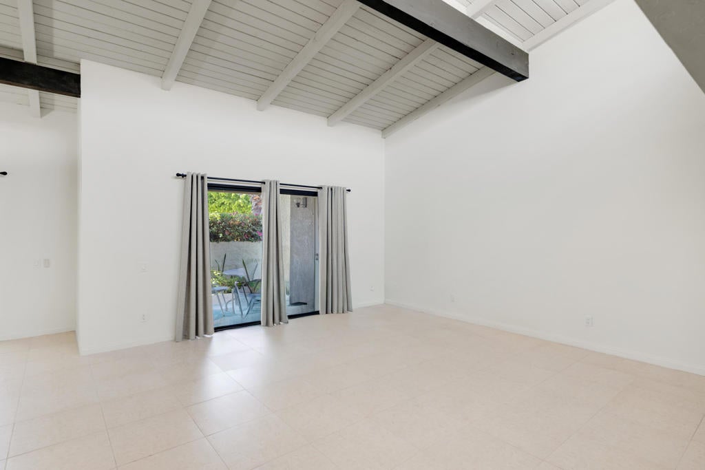 1150 E Palm Canyon Drive 51