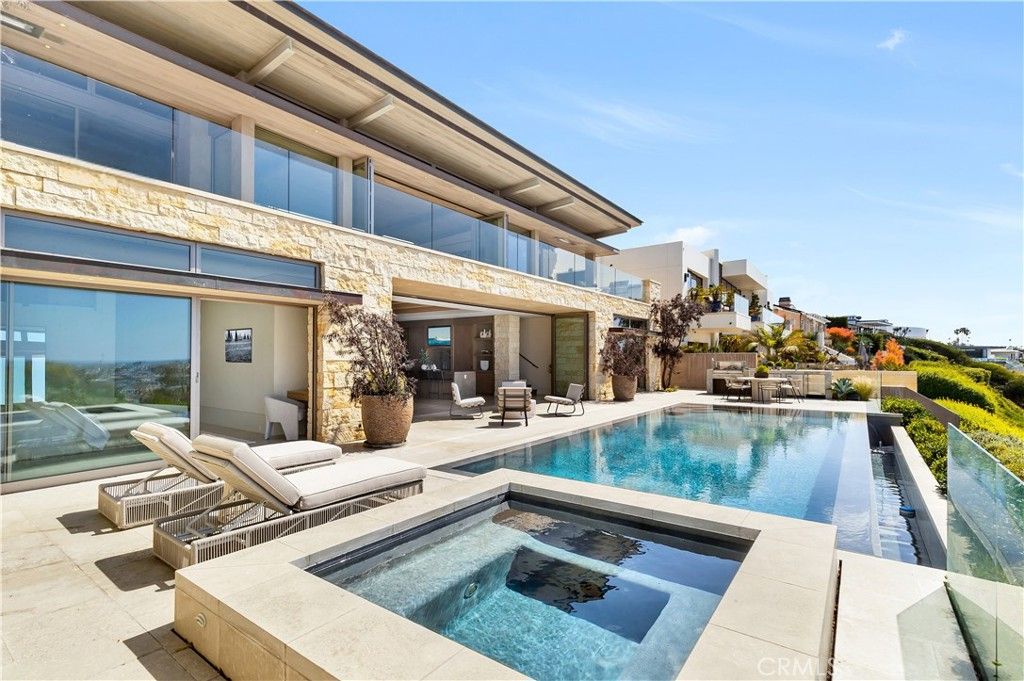 Photo of 1231 Dolphin Ter, Corona Del Mar, CA 92625 (MLS # NP26047341)