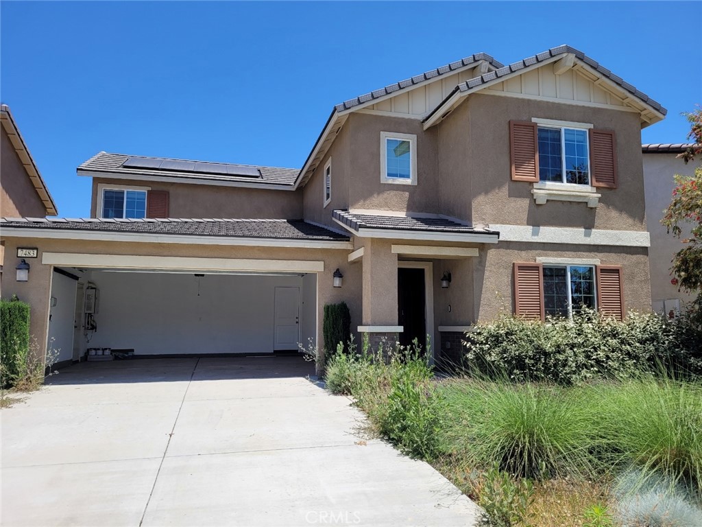 For Rent:. Beautiful Solar Home at 7483 Avocado Cove, Fontana, CA. Welcome to this and well-maintained rental property located in one of the Fontana's most desirable neighborhoods. Offering 4 bedrooms and 3 bathrooms. As you enter, you'll greeted by an open and inviting plan filled with natural light. This modern home combines comport and modern convenience, making it the perfect place for raise family. The spacious living room flows seamlessly into the dining area, providing space for both relaxing and entertaining. The kitchen is a true delight, offering appliances, sleek countertops,, ample cabinet space and a central island. There is also a bedroom and 1 bathroom downstairs for quests. Upstairs offers 3 bedrooms, sitting area can be used as family room. Huge master suite. Conveniently located. Near school, freeway, and shops.
