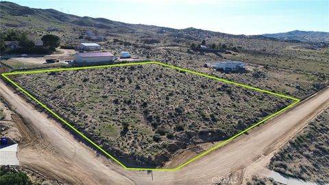 Photo of 0 Outpost Rd, Apple Valley, CA 92308 (MLS # HD26013878)