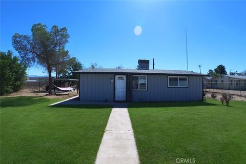 Photo of 28801 Howard Rd, Barstow, CA 92311 (MLS # PW25244205)