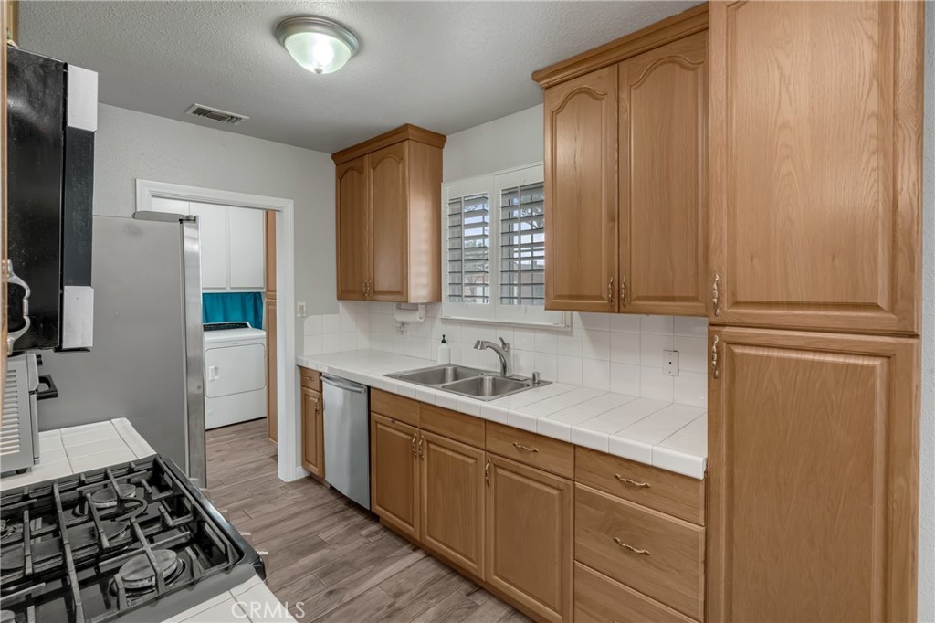 Lakewood Estates (LKES) - Residential