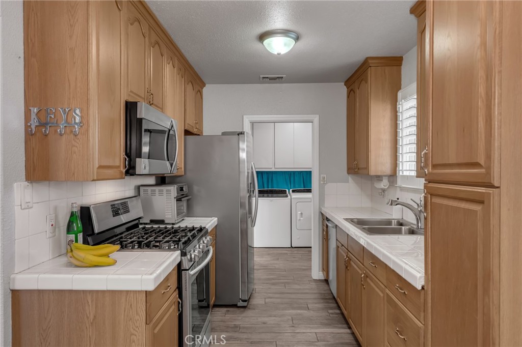 Lakewood Estates (LKES) - Residential