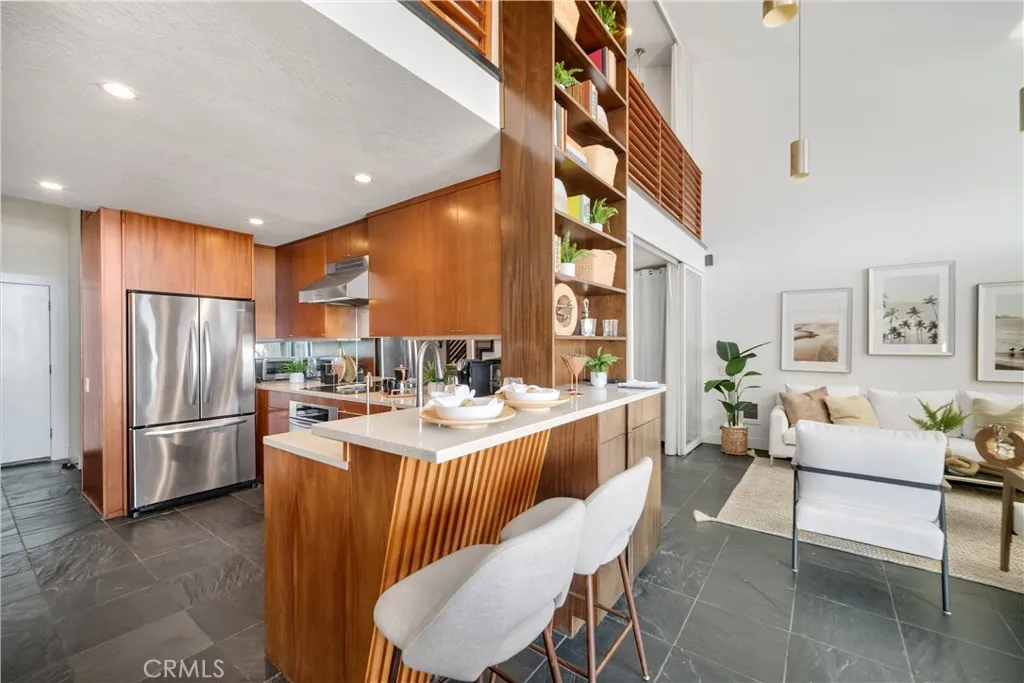 Malibu, California 90265, United States, 2 Bedrooms Bedrooms, ,2 BathroomsBathrooms,Residential,Active,212524