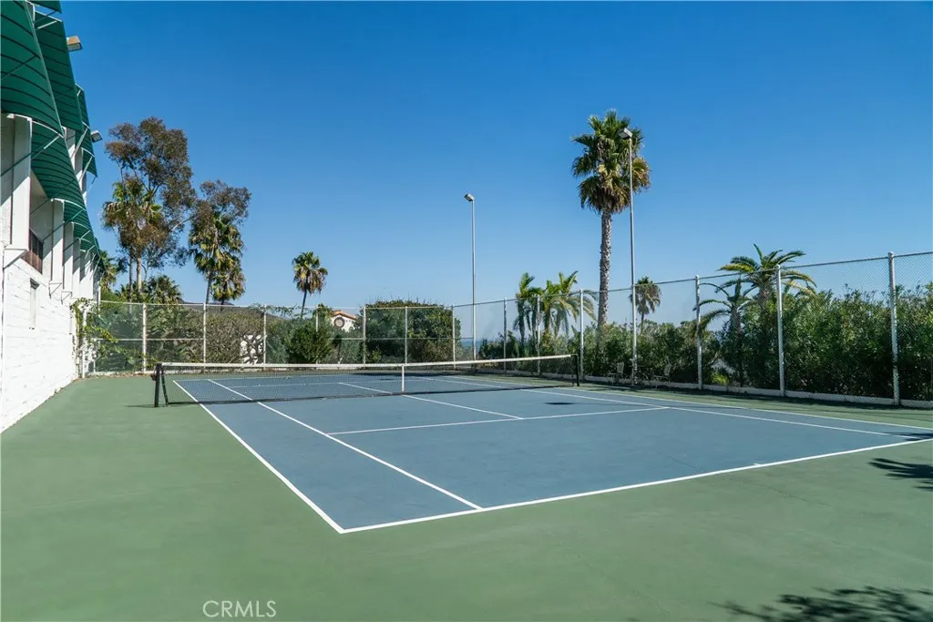 Malibu, California 90265, United States, 2 Bedrooms Bedrooms, ,2 BathroomsBathrooms,Residential,Active,212524