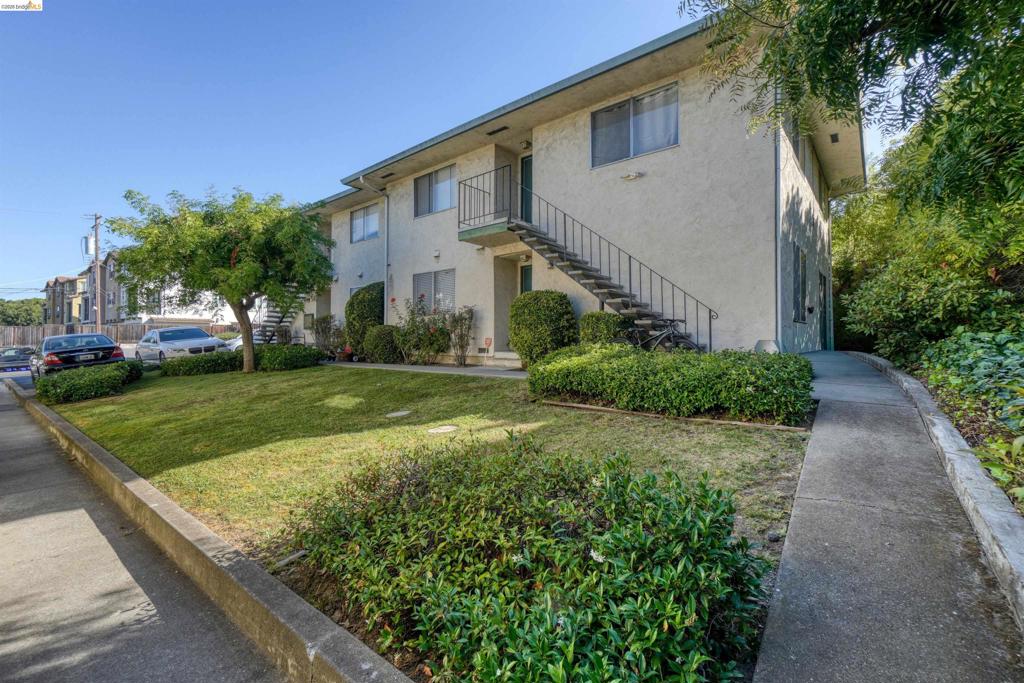 16298 Foothill Blvd