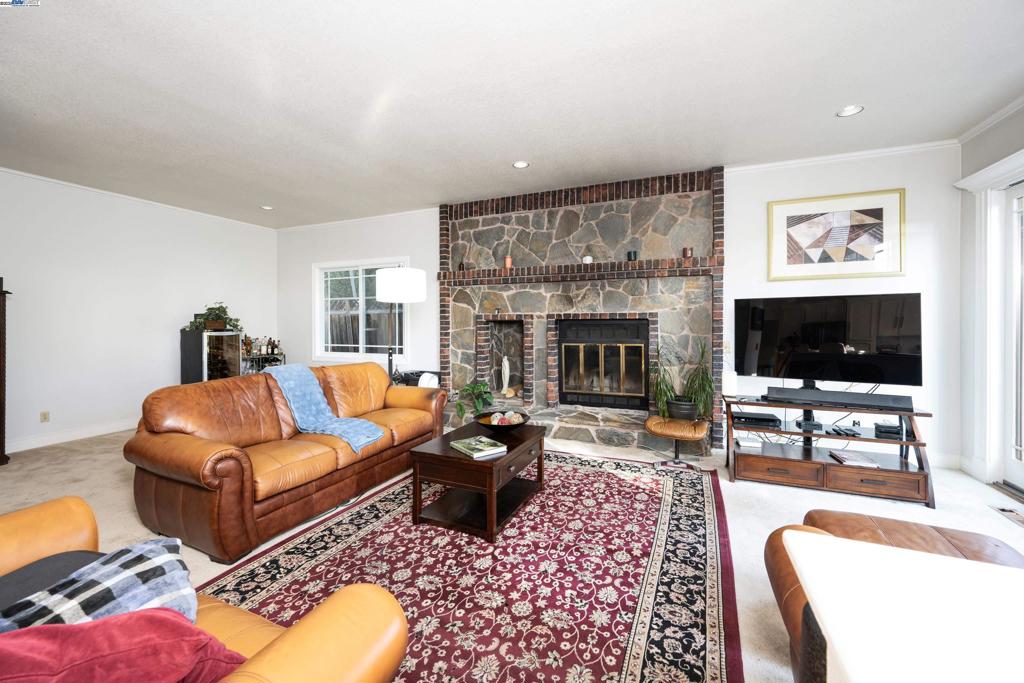 BLACKHAWK COUNTRY CLUB - Residential