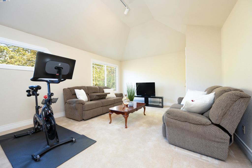 BLACKHAWK COUNTRY CLUB - Residential
