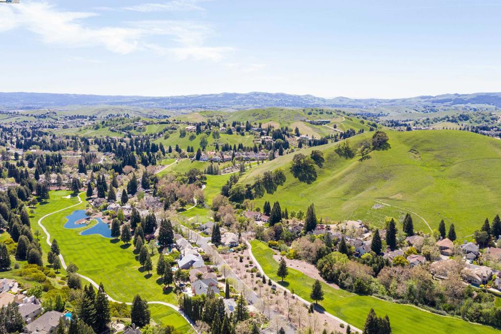 BLACKHAWK COUNTRY CLUB - Residential