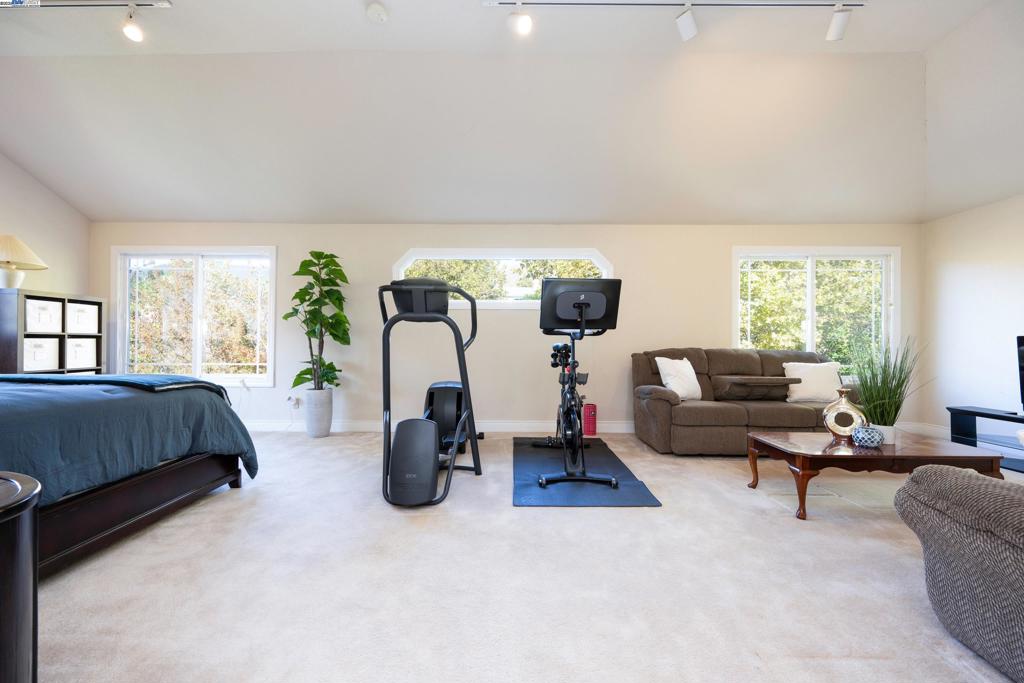 BLACKHAWK COUNTRY CLUB - Residential