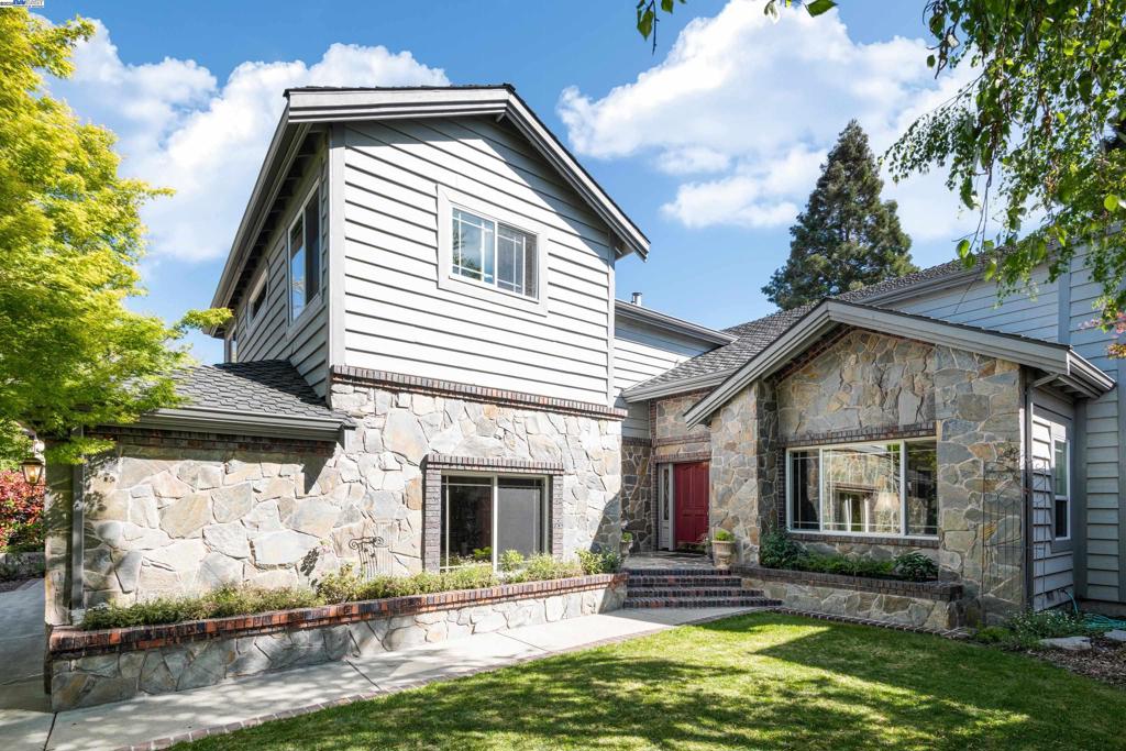 BLACKHAWK COUNTRY CLUB - Residential