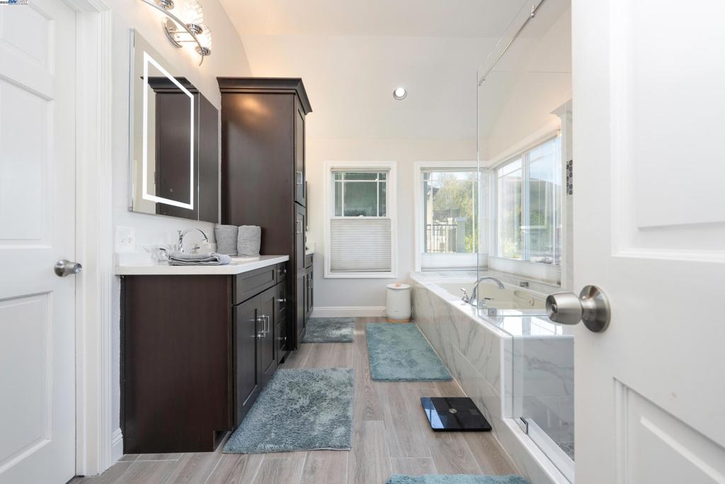 BLACKHAWK COUNTRY CLUB - Residential