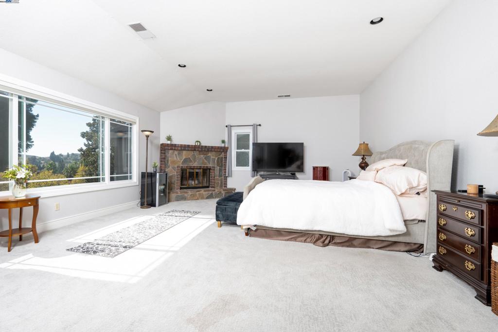 BLACKHAWK COUNTRY CLUB - Residential