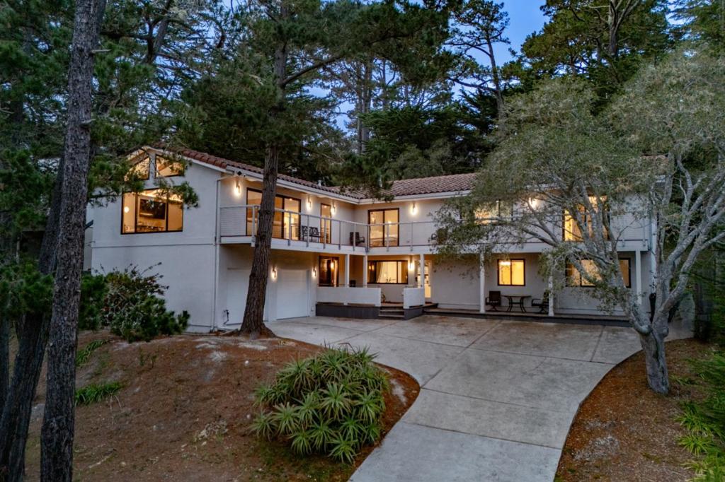 4155 Sunset Lane
