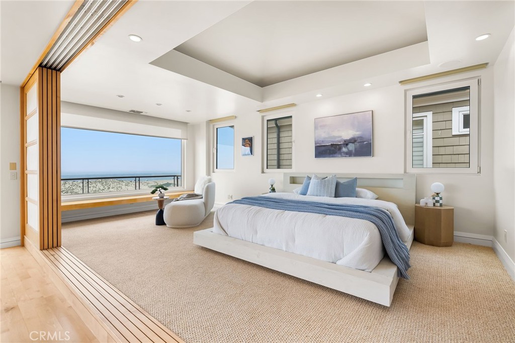 1554 E Oceanfront, Newport Beach CA 92661 - Photo 31