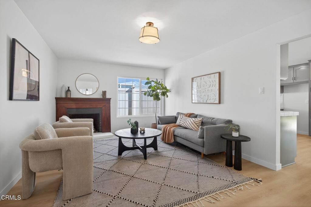 Photo of 6324 Oriole Street, Ventura, CA 93003 (MLS # V1-33136)