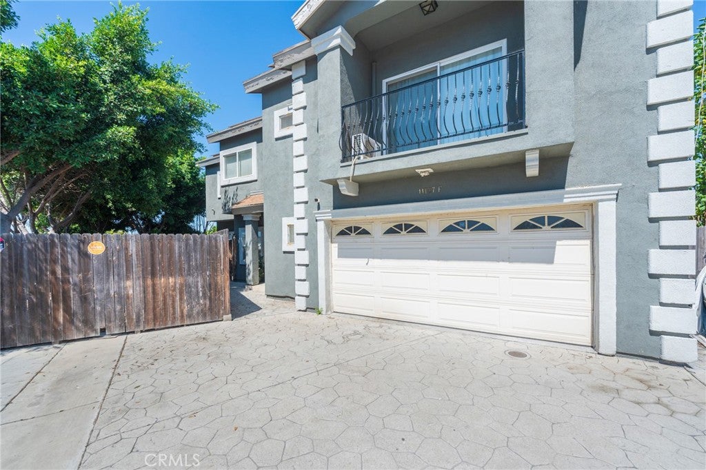 11137 S Freeman F