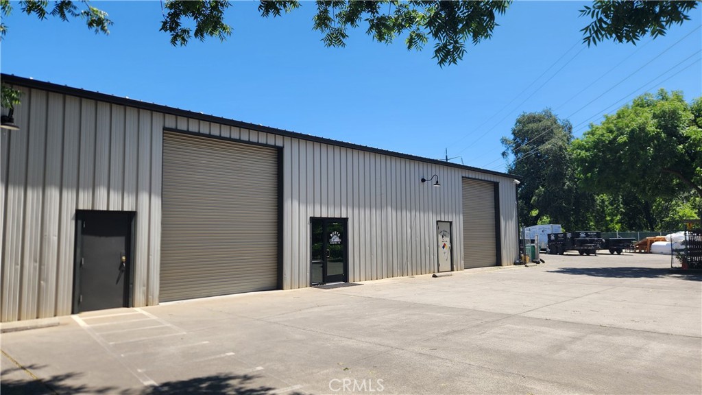8 Seville Court