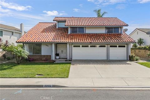 22552 Sacedon Mission Viejo CA 92691