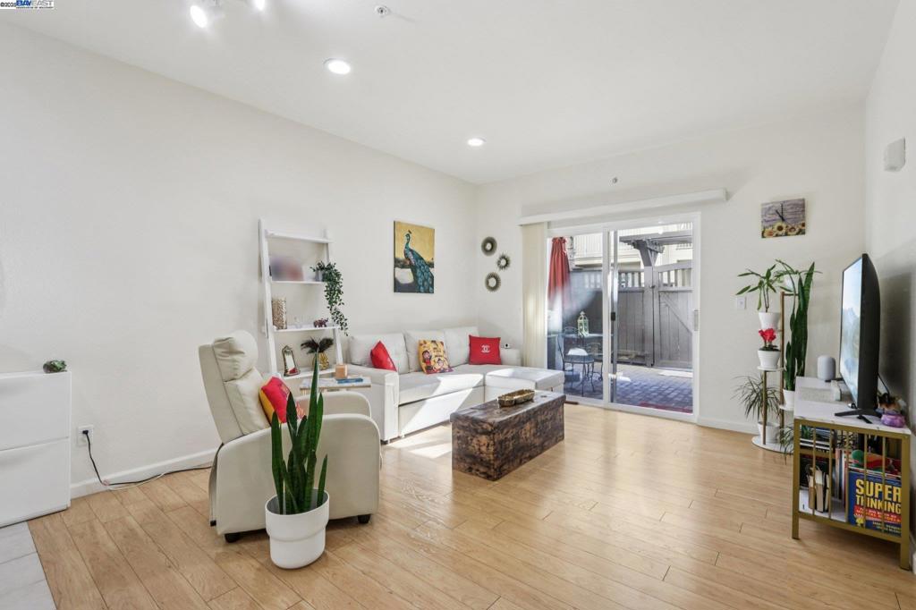 Not Listed - Residential