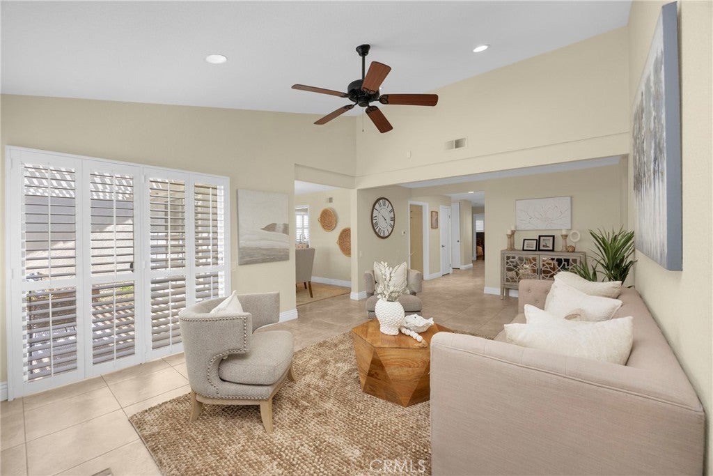 28013 Espinoza, Mission Viejo CA 92692 - Photo 8