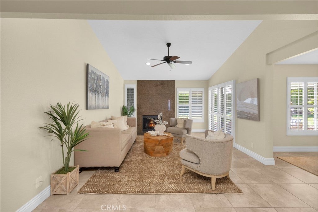 28013 Espinoza, Mission Viejo CA 92692 - Photo 11