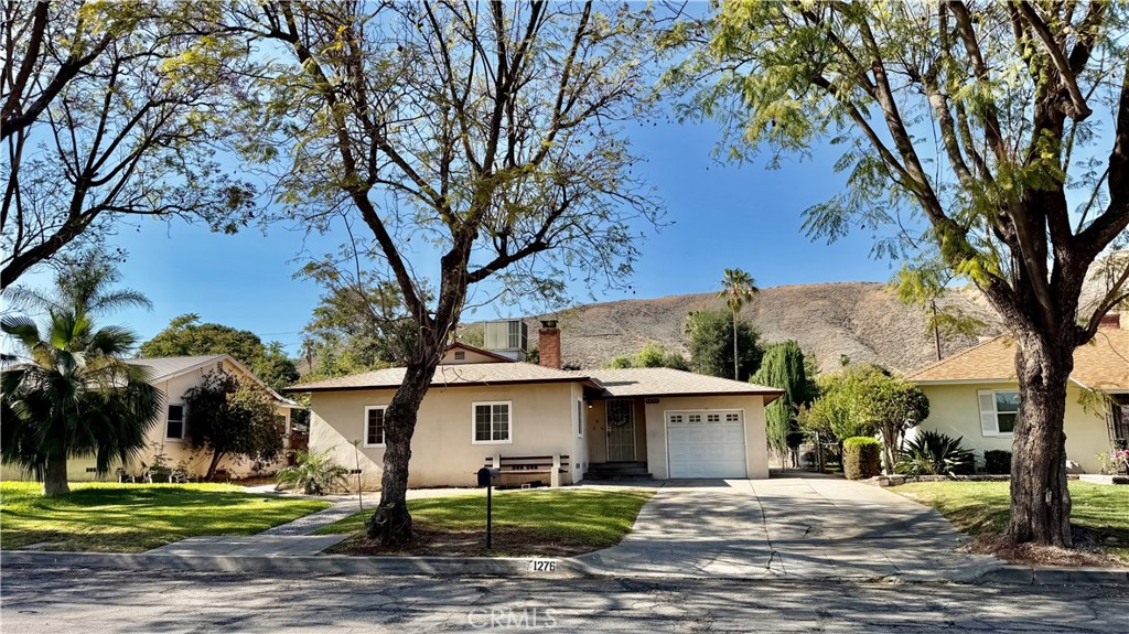 1276 W 31st