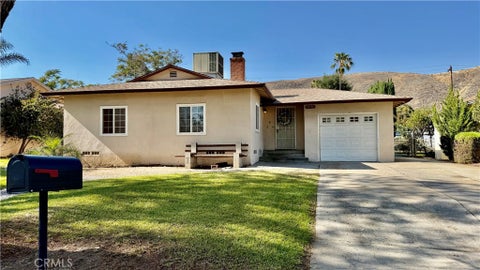 Photo of 1276 W 31st ST, San Bernardino, CA 92405 (MLS # TR26136536)