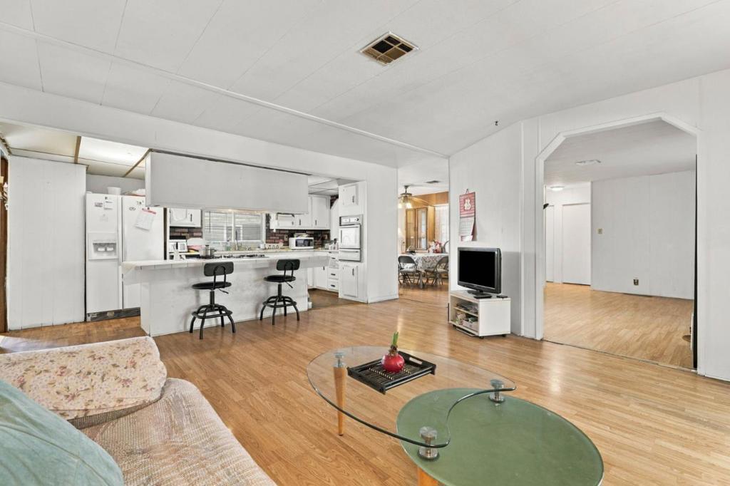 2151 Oakland Road 137