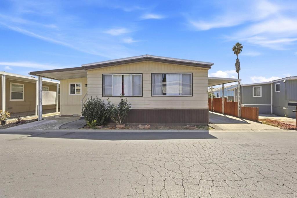 2151 Oakland Road 137