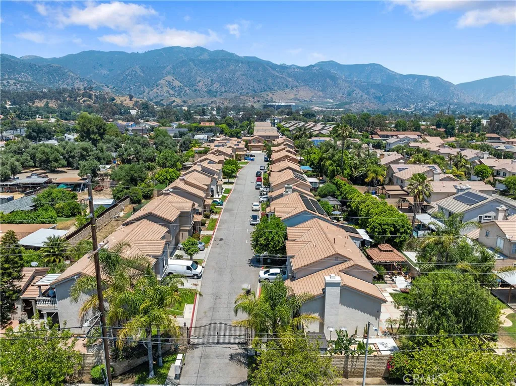 Sylmar, California 91342, United States, 5 Bedrooms Bedrooms, ,3 BathroomsBathrooms,Residential,Active,151247