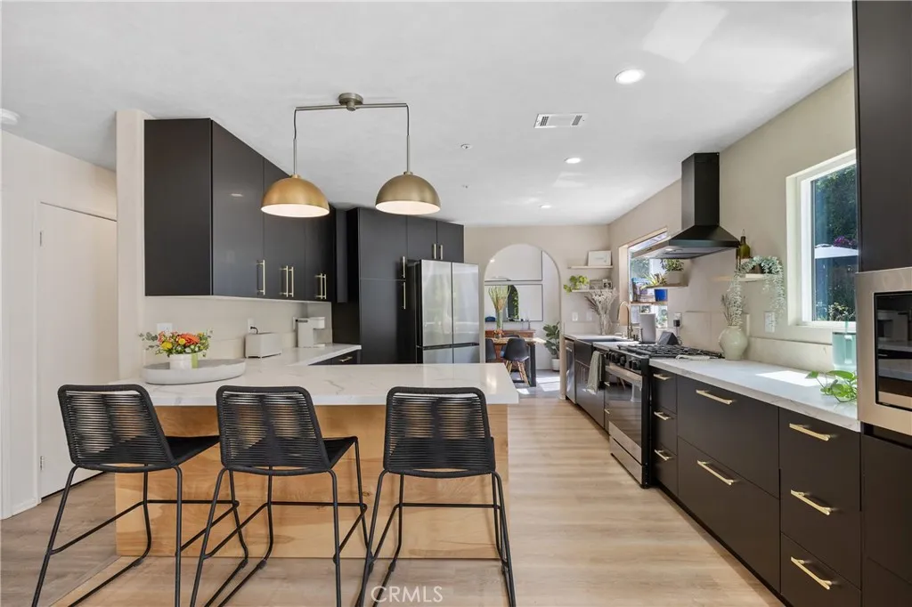 Sylmar, California 91342, United States, 5 Bedrooms Bedrooms, ,3 BathroomsBathrooms,Residential,Active,151247